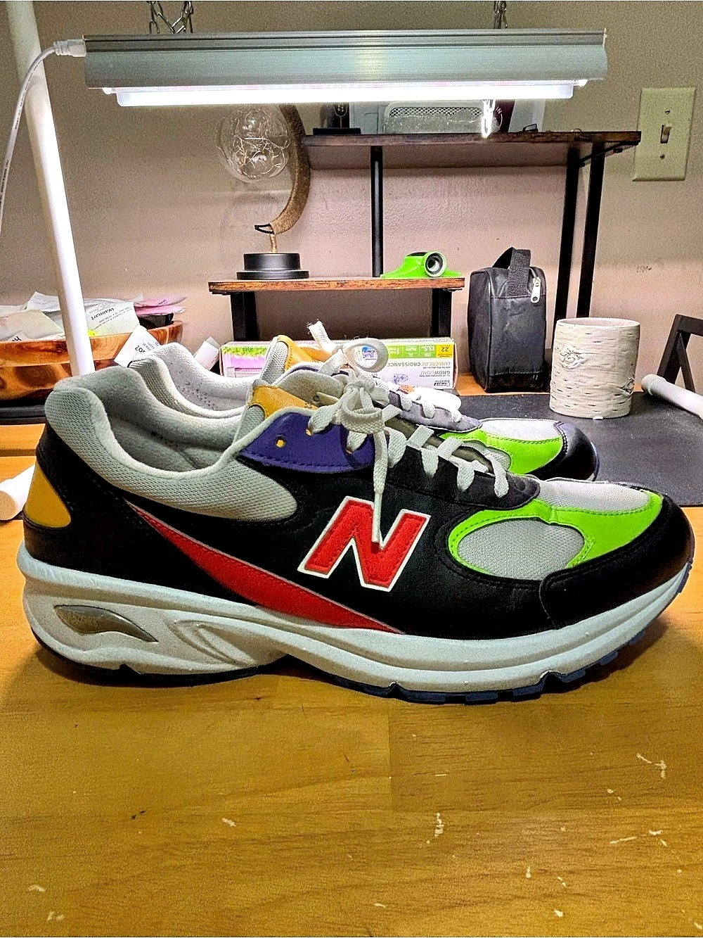 New Balance 498 Sneakers in Black & Green US 13 Like New